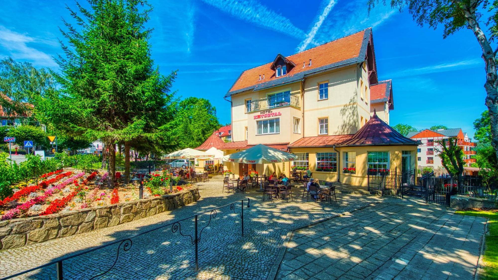 Hotel Krysztal Swieradow-Zdroj Exterior photo
